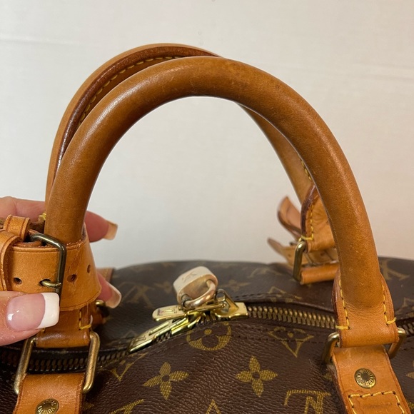 LOUIS VUITTON MONOGRAM KEEPALL 50 BANDOULIERE TRAVEL BAG - Picture 5 of 14